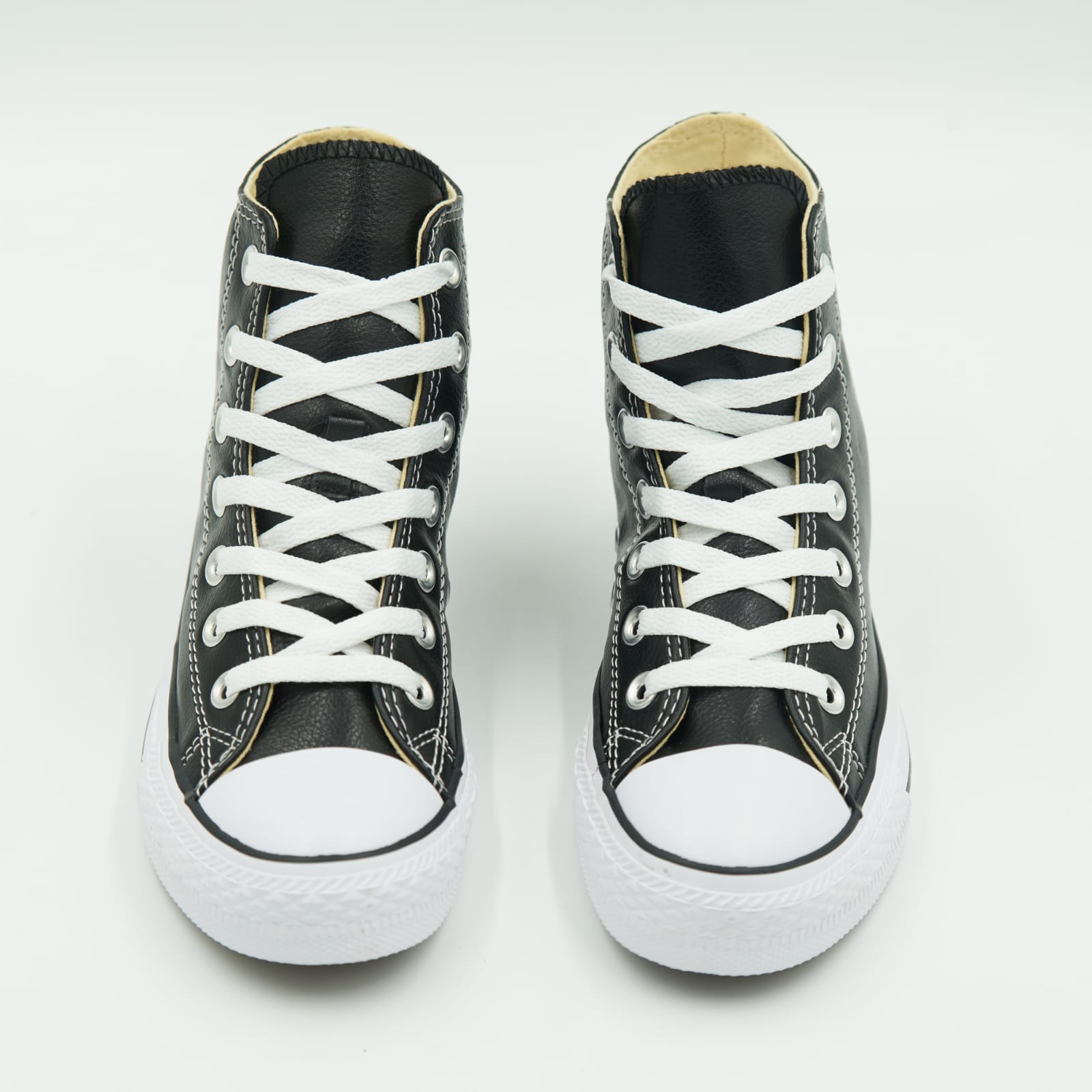 Converse cuero clearance medellin